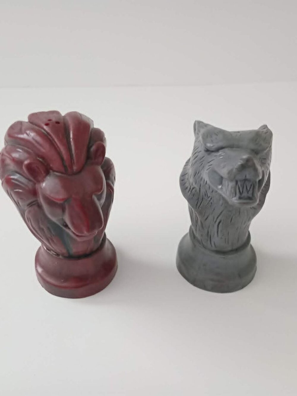 HBO Game of Thrones Map Makers Salt & Pepper Shakers - House Stark